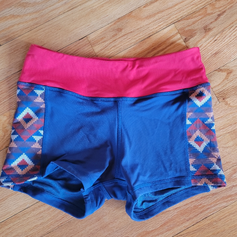 EUC GWPL shorts MED